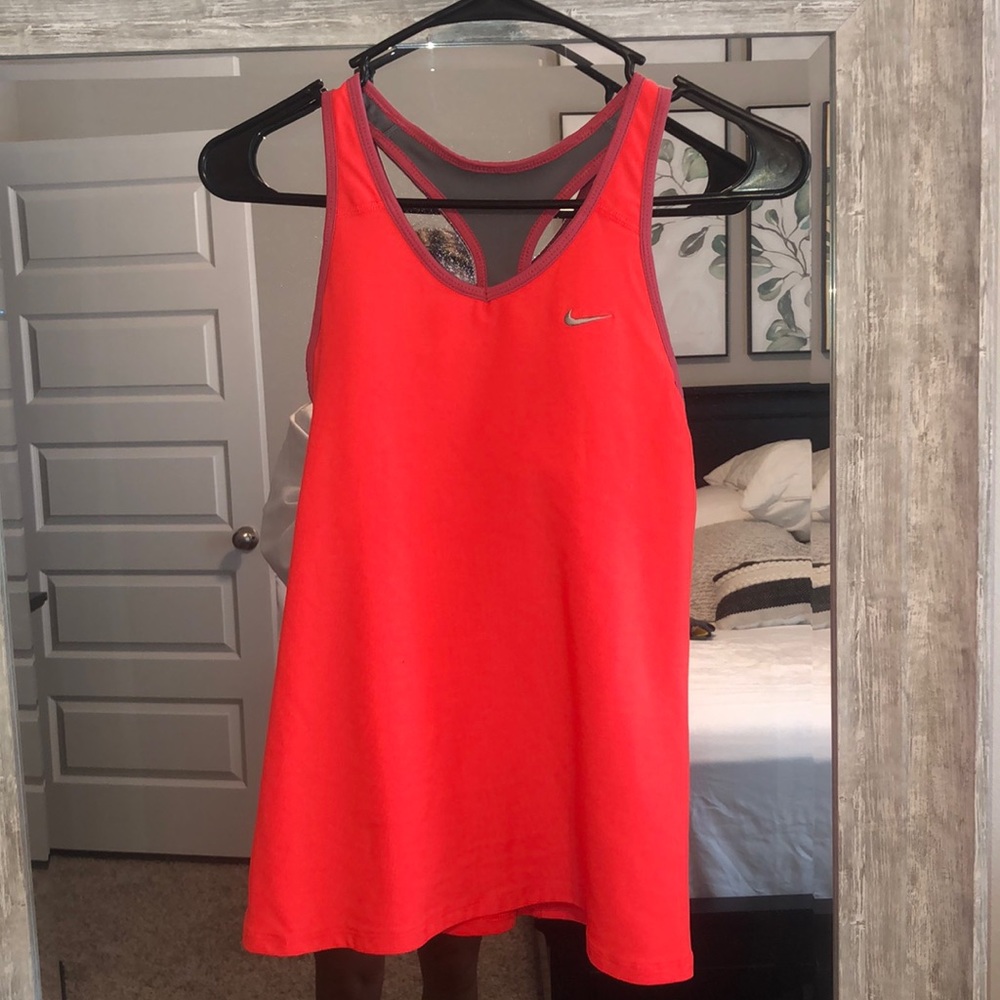 NIKE Dri-Fit workout tank top